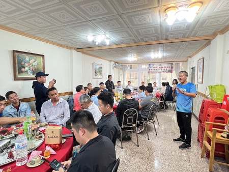 南竿鄉公所慶祝榮民節,昨(3)日舉辦餐會,並在會中表揚模範榮民陳學興。(圖/文:馮紹夫)