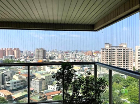 裝設防墜圍籬示意圖。(圖:工務處)