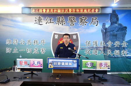 　因應地區詐騙頻傳，縣警局祭出「多元、聚焦、分眾、入戶」等四大策略，多元宣導點線面，挨家挨戶反詐騙。（圖／文：曹重偉）