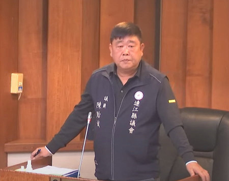 議員陳貽斌進行質詢。(圖/文:曹重偉)