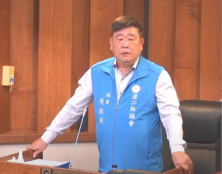 議員陳貽斌進行質詢。(圖/文:曹重偉)