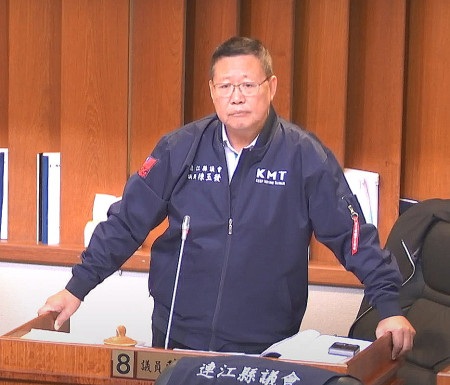 議員陳玉發進行質詢。(圖/文:曹重偉)