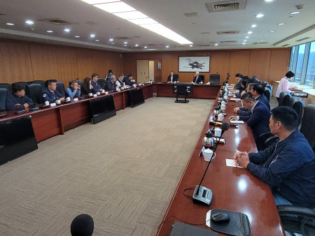 台灣中油提供設備、保險等協助,全力協助馬高航線啟動。府會2日專程拜訪表達感謝。(圖:縣府)