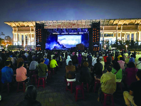 文化帶動觀光,《相約十五暝》高雄、台中巡演。(圖:縣府)