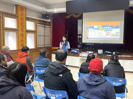 莒光戶政事務所舉辦人籍合一及推動線上申辦便民服務措施宣導活動,希望提供民眾更便民、高效的服務。(圖/文:宋幸儒)