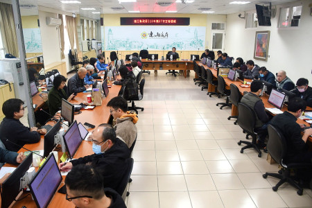 　第37次主管週報，縣長王忠銘指示縣警局密切監控詐騙案件，並就受害人的被騙原因、心理因素等分析，提出最適切的防範宣導措施。（圖／文：曹重偉）