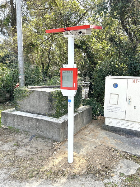 連江縣公車處推動智慧公車運輸系統,南北竿新建40座智慧型站牌預定年底完工。(圖/文:曹重偉)
