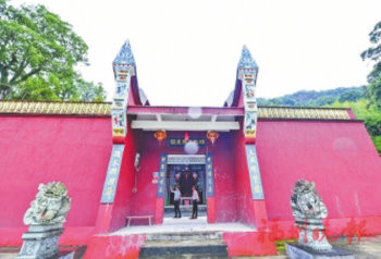 閩清際上村內梅邑陳氏祖祠。