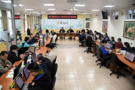 　第38次主管週報，年近尾聲，縣長王忠銘肯定及感謝各局處主管及同仁們過去一年的辛勞與付出，展現豐碩的縣政成果。（圖／文：曹重偉）