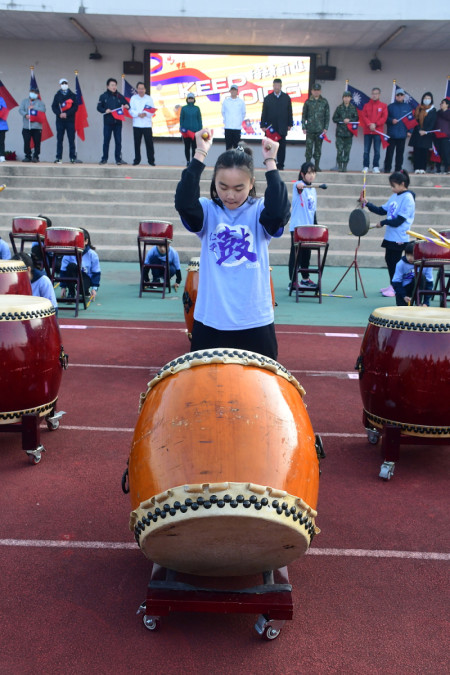 　連江縣四鄉五島元旦升旗健行　熱鬧非凡。（圖與文：本報採訪部）