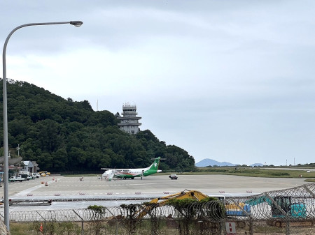 為加強南竿機場航安,民航局規劃建置工程材料攔阻系統(EMAS),預計2月招標。(圖:本報資料室)