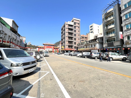 介壽廣場速限30公里,交旅局提醒駕駛人減速慢行。(圖:本報資料室)