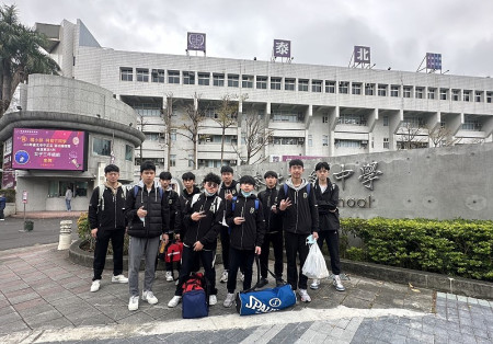 中正國中代表縣內參加113學年度國中籃球聯賽乙級北區複賽,雖然奮力拚戰,先後敗給花蓮縣吉安國中、宜蘭縣羅東國中無緣晉級。(圖:中正國中小)