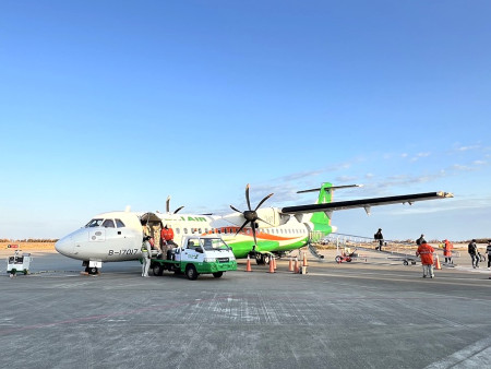 行動電源飛安事故頻傳,立榮航空宣布航程中全面禁用。(圖:本報資料室)