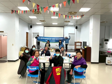 莒光戶政事務所28、29日分別在東、西莒辦理戶政業務宣導活動,向民眾介紹各項戶政業務並解答相關問題。(圖/文:宋幸儒)