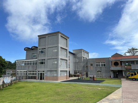 　介壽幼兒園114學年度招生，對象為設籍連江縣或持有合法居留證件的外籍、華裔適齡幼兒，範圍涵蓋滿2歲至入國小前的學童。（圖：本報資料室）