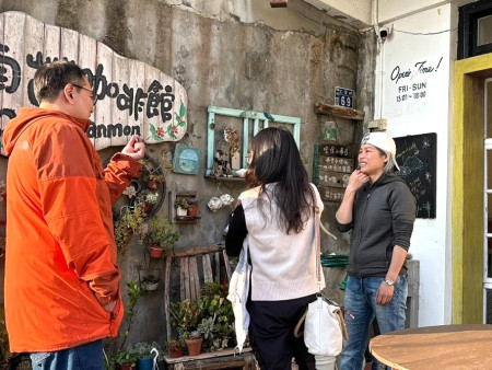 　環資局結合馬中環境教育服務社團推出Podcast節目「永續小島青春放送」，第一集邀請南萌咖啡館創辦人董逸馨分享推動環保的歷程。（圖：環資局）