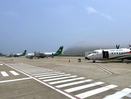 　民航局統計立榮與華信總計擁有26架ATR72-600型客機。（圖：本報資料室）