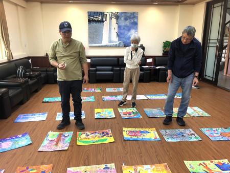 　第56屆世界兒童畫展本縣複賽，教育處聘請評選委員選出91件優選作品。（圖／文：王致潔）