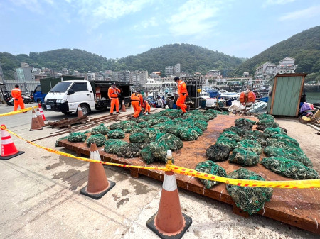112年4月29日查獲被告陳○忠走私牡犡。(圖:福建連江地方檢察署)