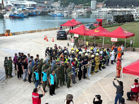 各單位於實地演練展現出高度對災害應變的準備。(圖:消防局)