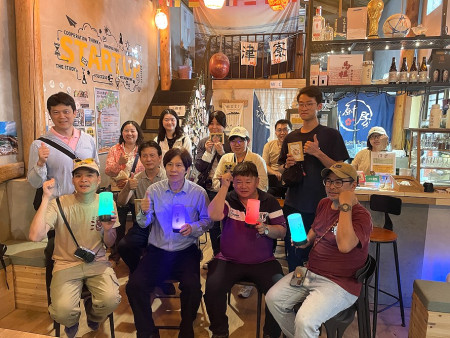 　國發會團隊走訪津沙聚落，實地感受閩東戰地與海洋文化的在地風情並與在地青年交流。（圖／文：江奉軒）