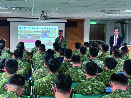 北高守備大隊課程中官兵深感共鳴，並實施心得分享。