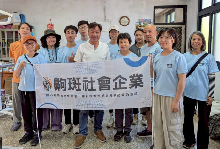 　東引鄉公所攜手民間專業團隊，一週完成83隻犬貓防疫與絕育作業。(圖：東引鄉公所)