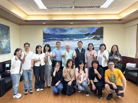 國健署一行人抵達馬祖，展現對離島醫療的支持。（圖／文：江奉軒）