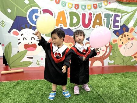 人生初啟航!南竿公托畢典溫馨登場。(圖與文:王致潔)