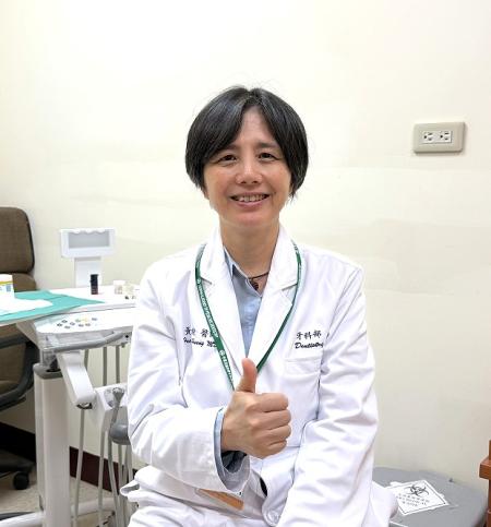 8月4日至8日,雙和醫院牙科部主任黃慧瑜支援縣立醫院,她專精於兒童牙科、早期咬合誘導矯正與身障者牙科治療。(圖/文:王致潔)