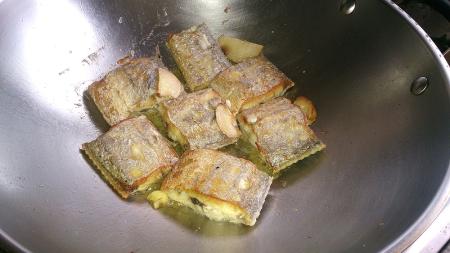 油煎帶魚