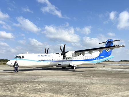 華信航空馬祖-高雄航線7月載客資料出爐，高雄往南竿載客率87.5%，回程南竿往高雄載客率93.2%，往返載客均維持高載客率。（圖：本報資料室）