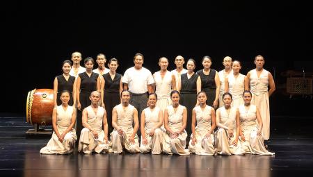 優人神鼓《入夜山嵐》震撼馬祖，同時為2025馬祖國際藝術島揭開序幕。（圖：縣府文化處）