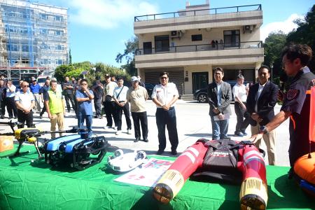 消防局舉辦「中央地方齊心推動七大消防政策成果研討會」及救助車交車啟用典禮，展現施政亮點並促進跨域合作交流。（圖／文：王致潔）