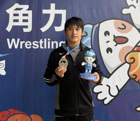 馬祖角力隊鍾志城勇奪全運會角力銀牌。(圖:馬祖角力隊)