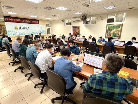 連江縣政府召開第253次縣務會議暨114年第30次主管週報。(圖/文:王致潔)