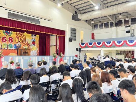 馬祖高中68週年校慶,典禮表揚績優教師與表現優異同學。(圖/文:馮紹夫)