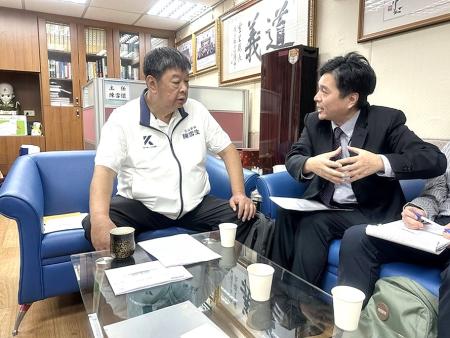 數發部、中華電信表態全力支持新臺馬輪通訊建設改善，預計明年1月歲修時進行工程。（圖：立委陳雪生辦公室）