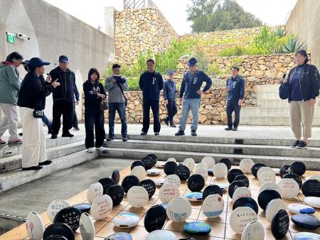 議會定期大會開議前，縣府邀請議員參觀國際藝術島展點，讓議員更加了解地方文化建設成果。（圖／文：馮紹夫）