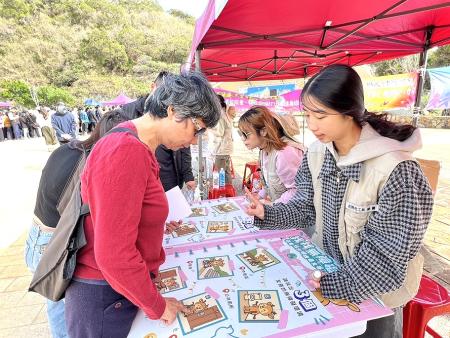 響應國際身心障礙者日，縣府民社處展開巡迴宣導活動。（圖／文：馮紹夫）
