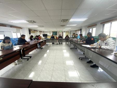 馬管處於北竿鄉公所召開迎晨曦活動協調會，與會單位代表就交通、安全與現場動線進行討論。（圖：鄭禮頤、本報資料室）