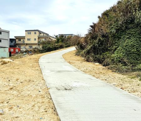 東莒猛澳南堤聯外道路終於全線順利銜接，道路平整開通。（圖／文：蔡夢玲）