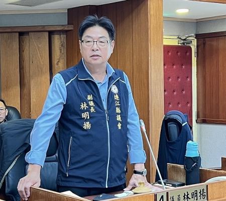 副議長林明揚進行質詢。（圖／文：馮紹夫）