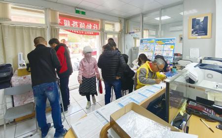 行動領務於北竿戶政事務所辦理，現場民眾陸續到場申請護照，整體活動順利圓滿結束。（圖：民社處、鄭禮頤）