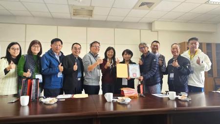 新北市政府國際教育輔導團抵馬中進行交流觀摩，雙方藉由分享經驗與策略，相互借鏡，以進一步提升兩地國際教育的推動成效。（圖：馬祖高中）