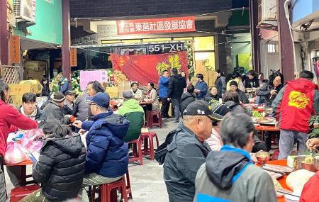 2024年度東莒社區發展協會跨年圍爐活動畫面，現場氣氛熱絡。（圖／文：蔡夢玲）