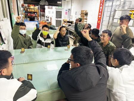 於活動過程官兵樂在其中。