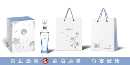 立法院首度與酒廠合作，推出全新「立法院專供紀念酒。（圖：立法院提供）