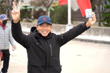 115年元旦升旗健行　四鄉五島同步登場。（圖：王致潔、陳其敏、鄭禮頤、宋幸儒、蔡夢玲、教育處）